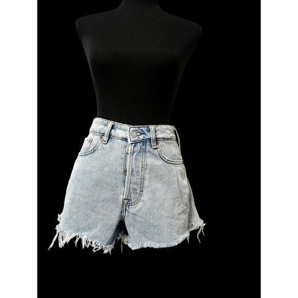 & DENIM Vintage High-Waisted Light Wash Denim Distressed Shorts, Raw Hem, BEACH - Picture 2 of 12